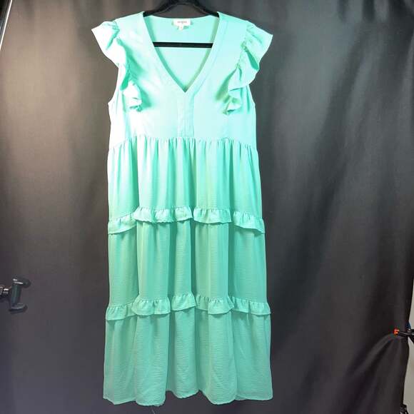 Umgee Dresses & Skirts - Umgee USA Tiered Ruffle Midi Dress Size M